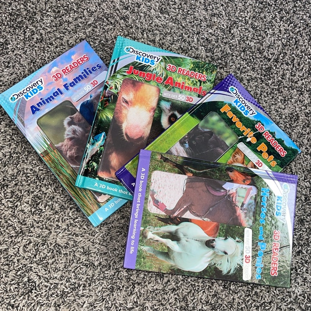 Discovery Kids book bundle ages (3D glasses NOT included) SEE FLAWS